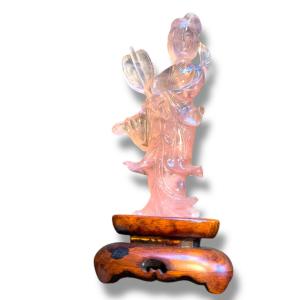 Chinese Lady With Rose Quartz Screen