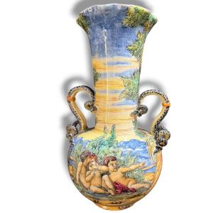 Large Vase In Majolica 19th Century Follower Of Urbino