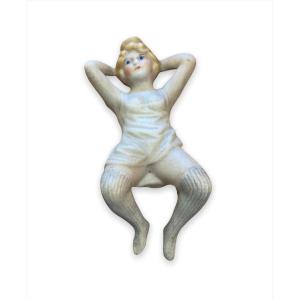 "pisseuse" Perfume Bottle In German Porcelain, Circa 1900