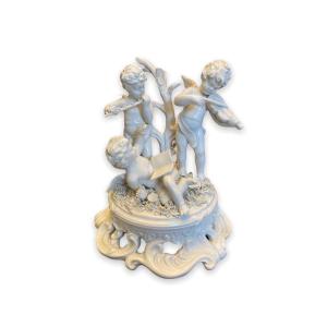 Cherubim Musicians - Porcelain Centerpiece