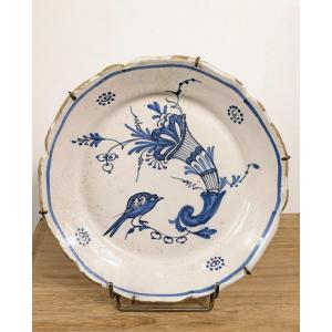 Plate With A Sparrow - 18th Century