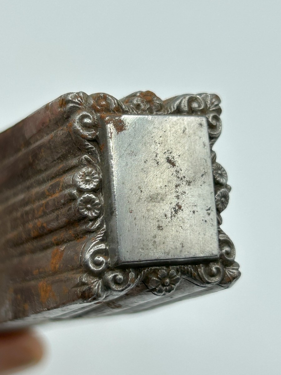 Sigillo in ferro forgiato