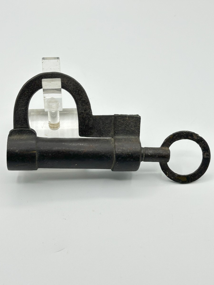 Lucchetto in ferro forgiato