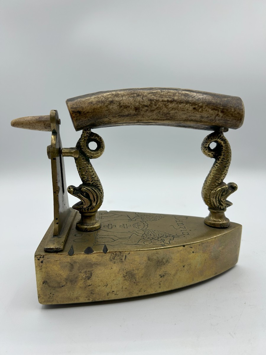 Ferro da stiro  in ottone