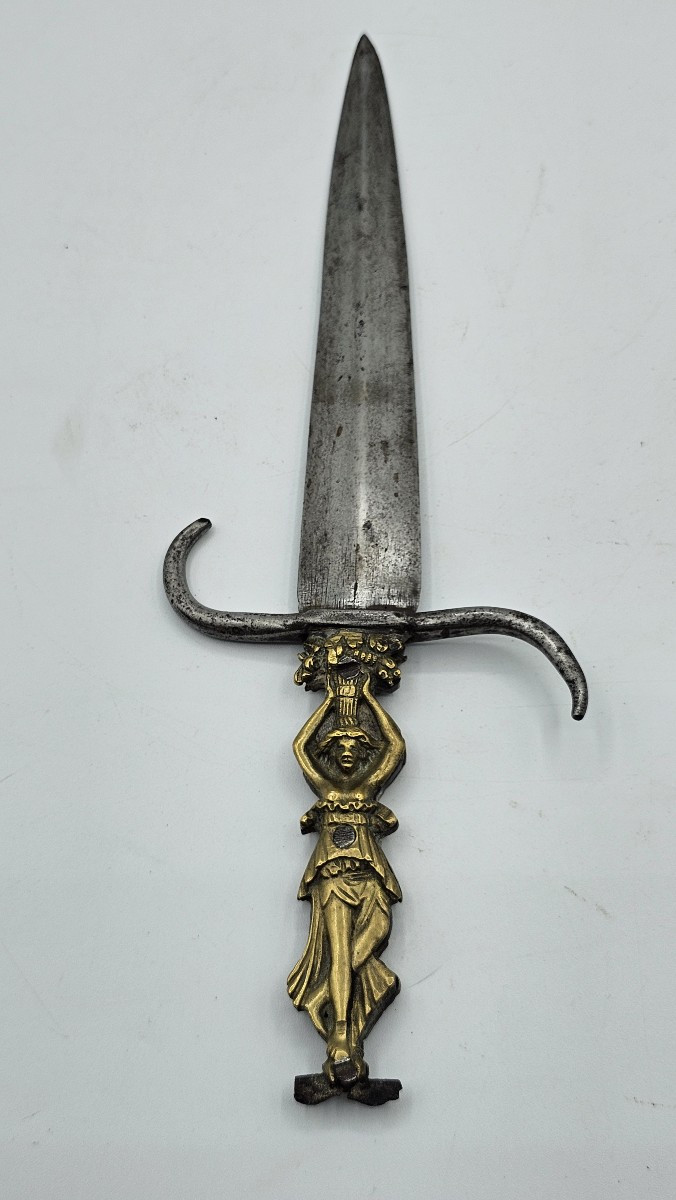 coltello in ferro forgiato