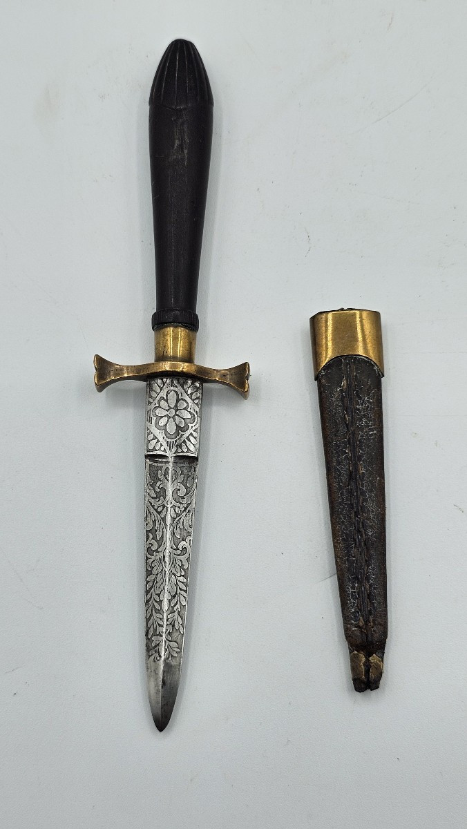 coltello in ferro forgiato