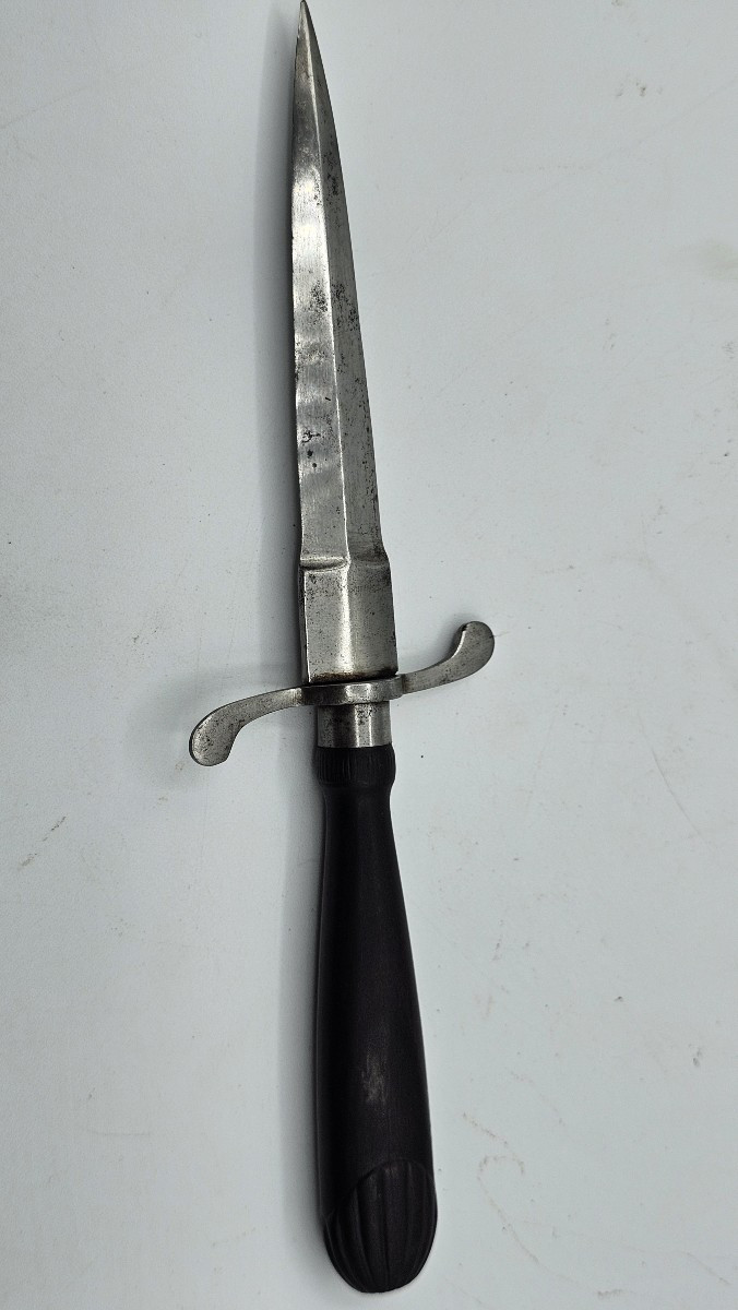 coltello in ferro forgiato