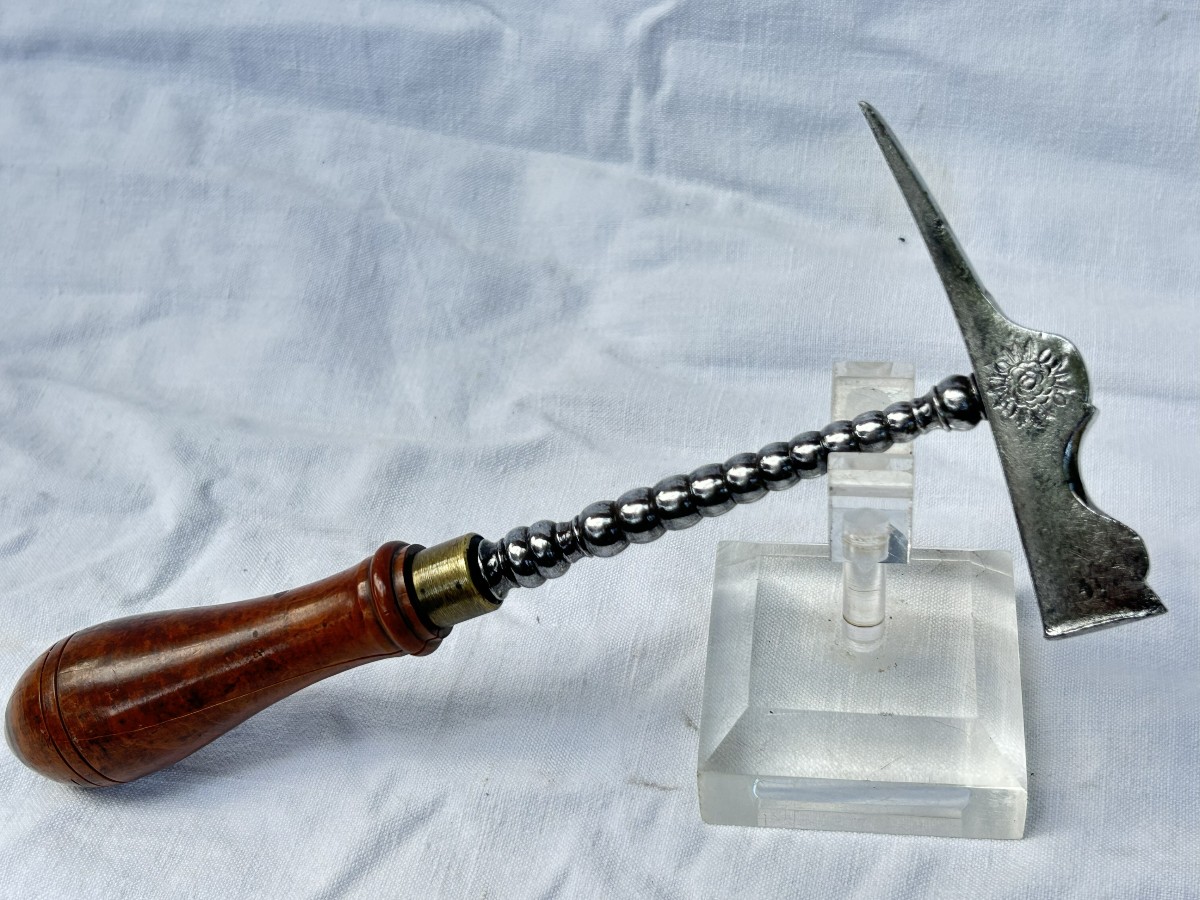 Martello in ferro forgiato