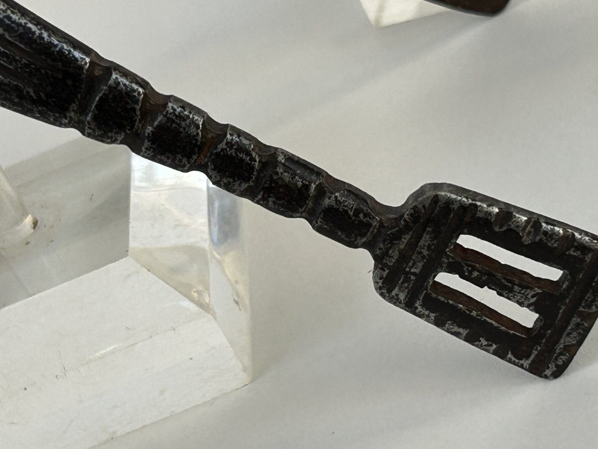 coppia di speroni in ferro forgiato-photo-3