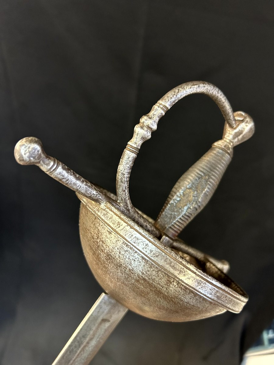 Spada a tazza in ferro forgiato-photo-1