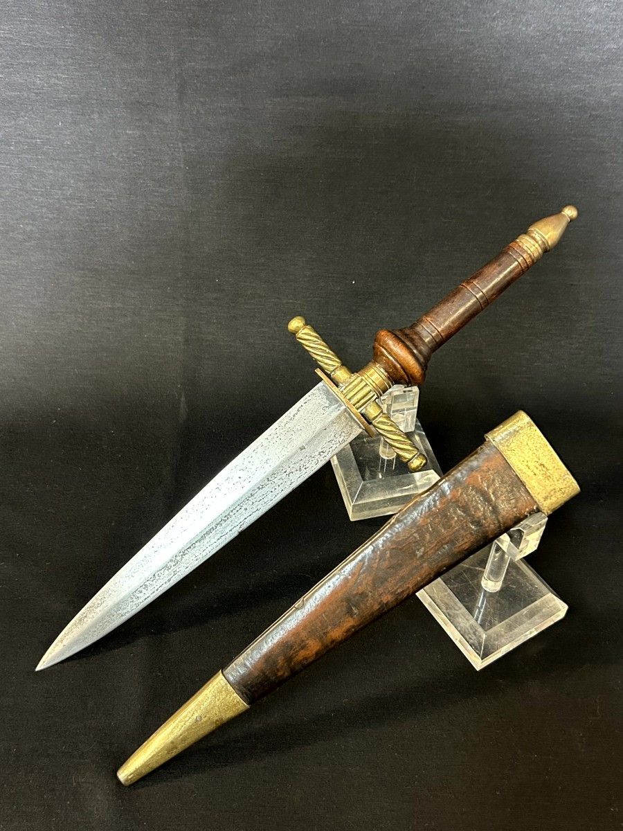 Baionetta in ferro legno e ottone