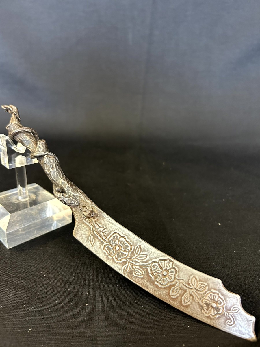 Tagliacarte in ferro forgiato