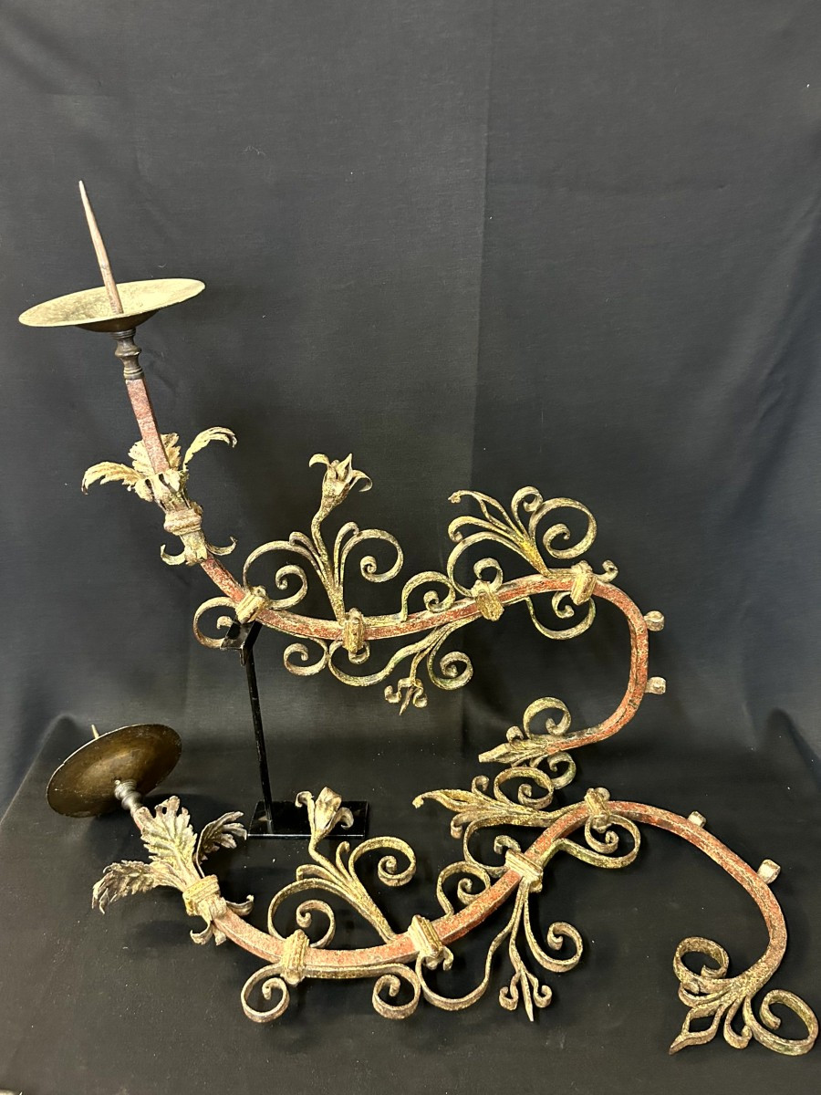 Coppia di porta ceri in ferro forgiato