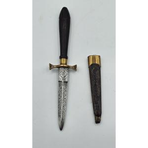 coltello in ferro forgiato