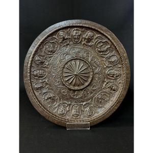 Piatto in ferro forgiato