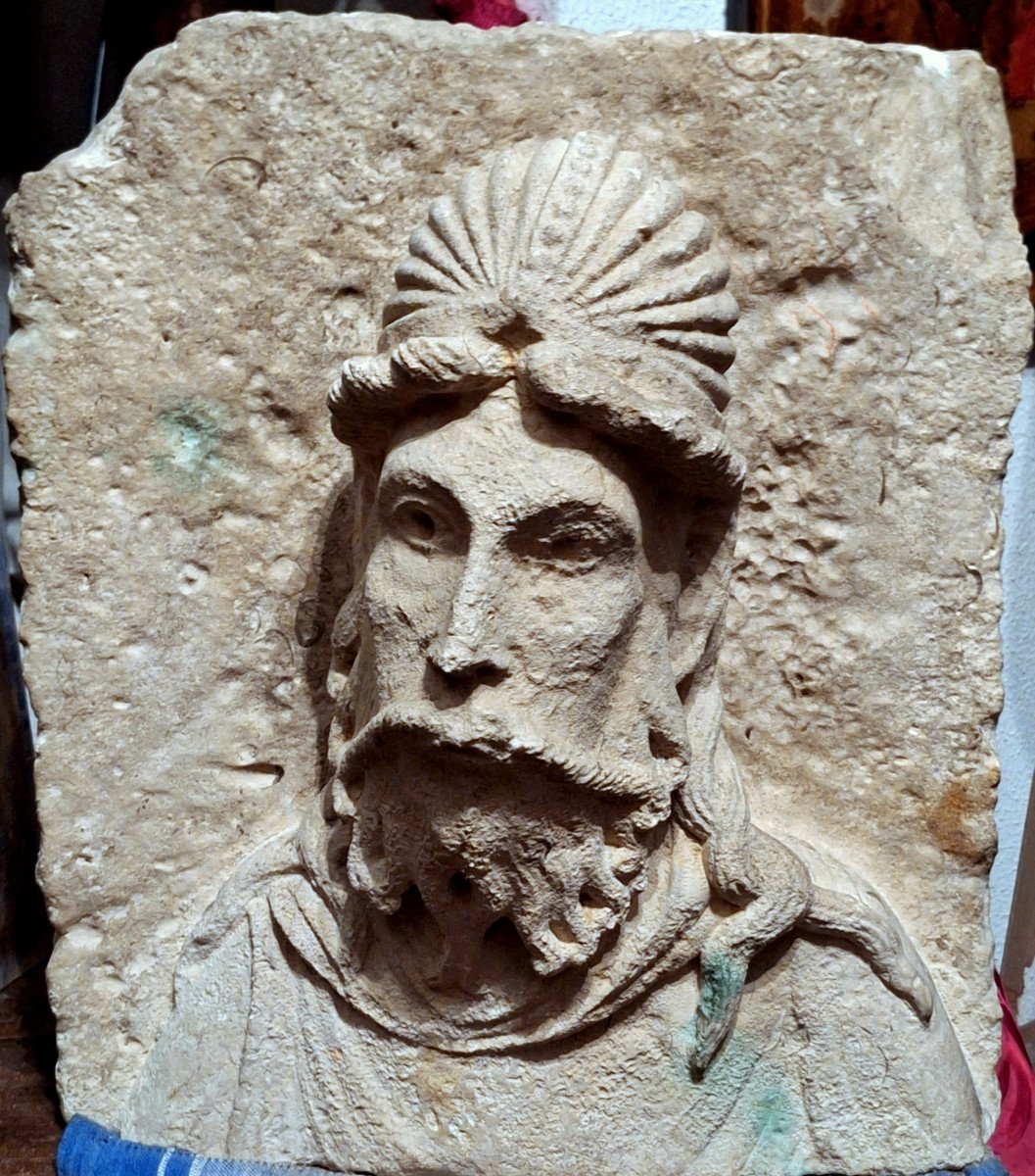 RARO BUSTO ROMANICO IN PIETRA " CRISTO". ARTE FRANCESE DEL XII° SECOLO