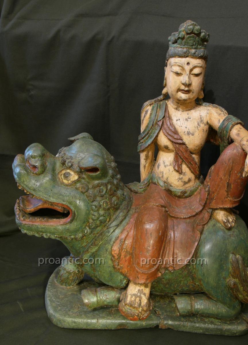 Bouddha (Bodhisattva) Avalokitesvara sur le lion sacré. Chine 17eme-photo-2