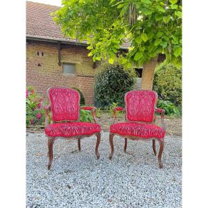 Amand Henri Pair Of Cabriolet Armchairs In Stamped Beech, Louis XV Period 