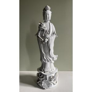 Large Lotus Guanyin In Chinese White Porcelain - Circa 1900