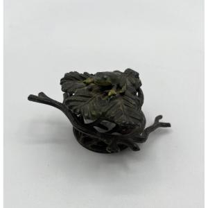 Nürnberger Blei - Inkwell - Frog On A Leaf - Circa 1900