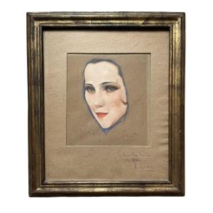 20th Century Pastel Drawing - Portrait Of A Woman - Circa 1920 - Signature To Be Identified