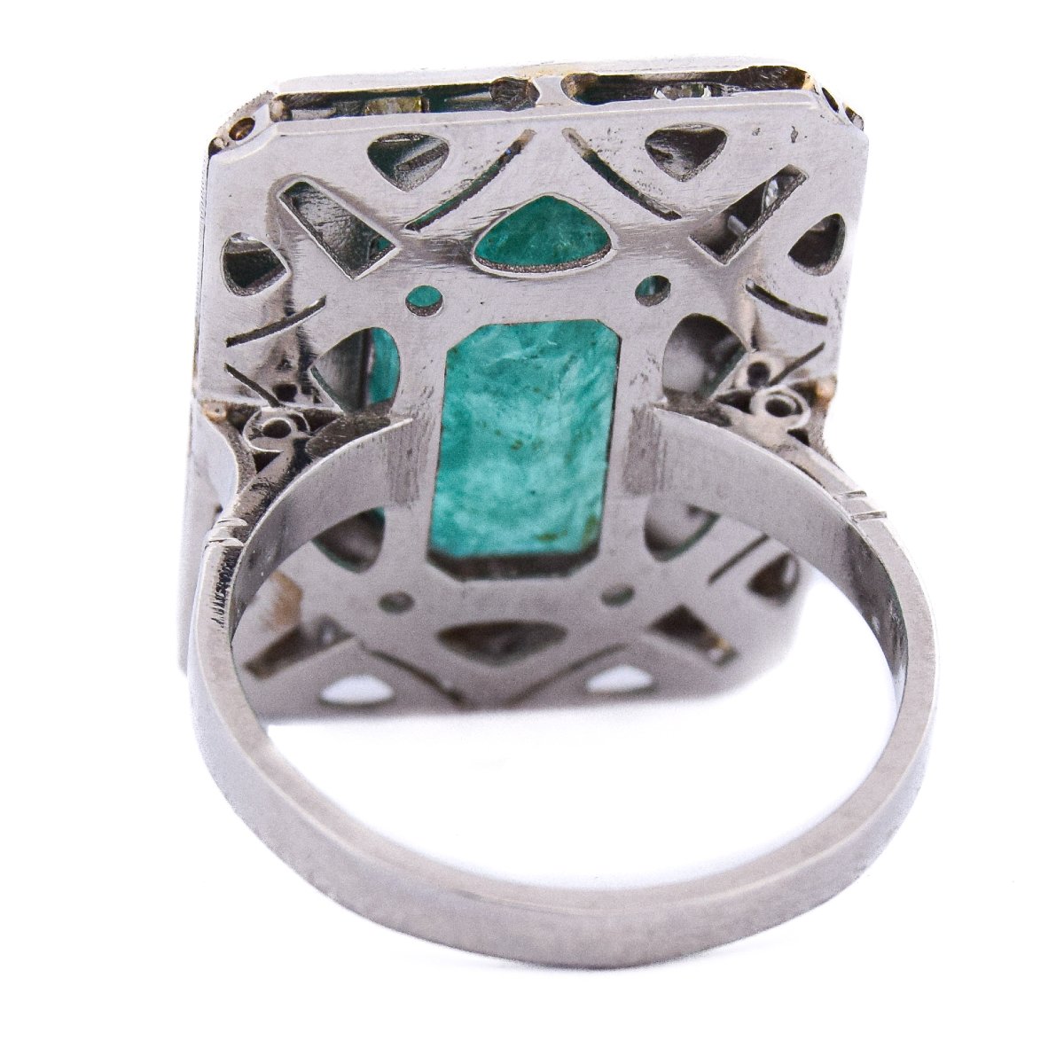 Anello in platino 950 con smeraldo e diamanti    AN285 (00029)-photo-7