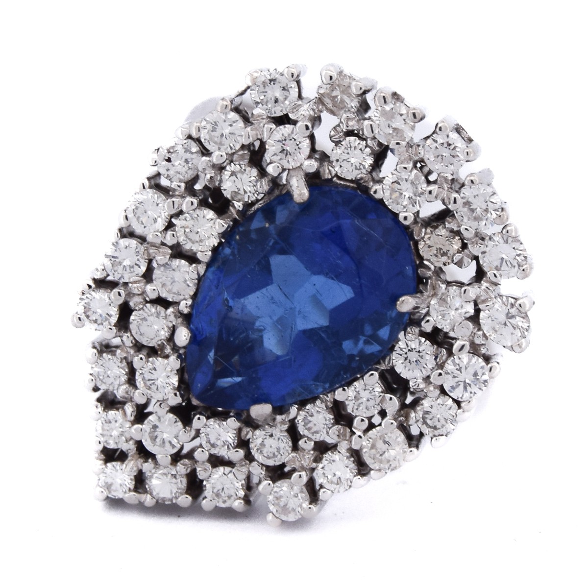 Anello Contemporaneo Oro Bianco 18 kt con Zaffiro 4 ct e Diamanti   AN P8