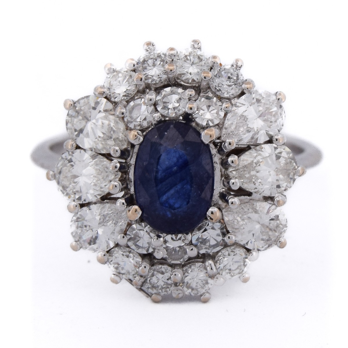 Anello Contemporaneo Oro Bianco 18kt Zaffiro 1.5ct Diamanti 2ct