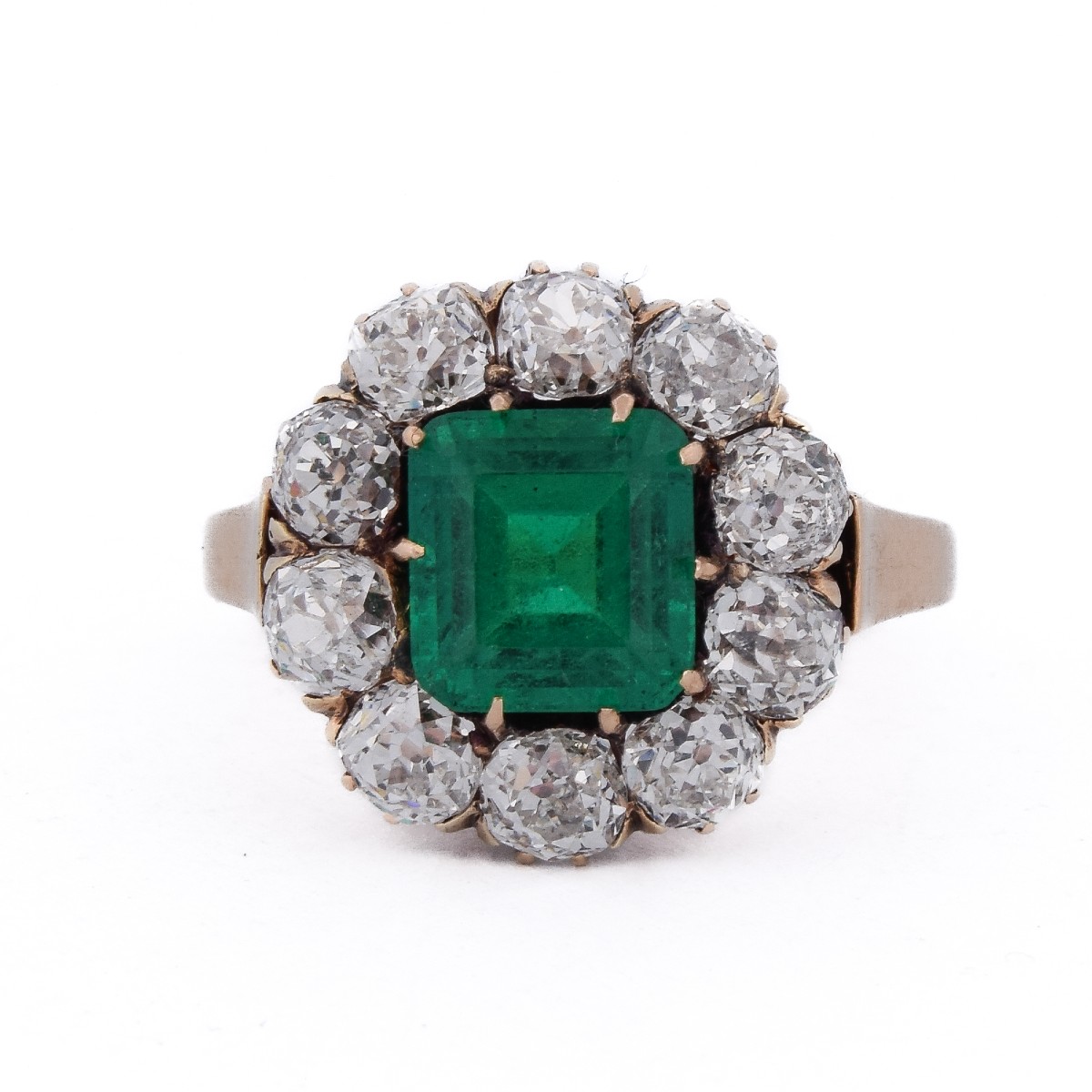 Anello Vittoriano In Oro 18 KT Con Smeraldo Colombiano E Diamanti Taglio Antico  AN668