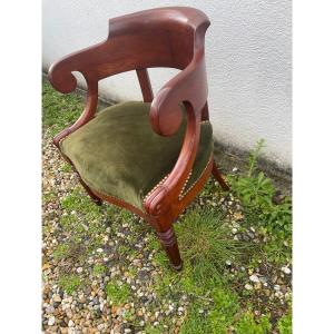 Notary Chair