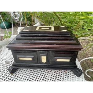 Ebony And Bone Jewelry Chest 