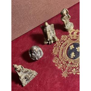 Ganesh And Buddhas Silver And Bronze