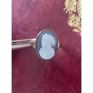 Gold And Agate Cameo Ring 