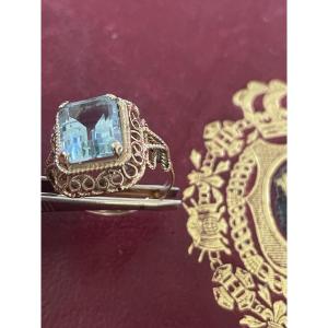Gold And Aquamarine Ring 