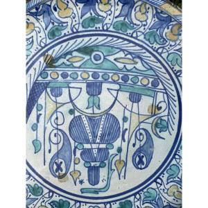 Oriental Dish With Boat Decoration 