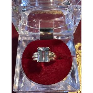 Gold And Aquamarine Ring 