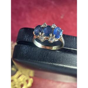 Gold Ring With Sapphires And Diamonds 