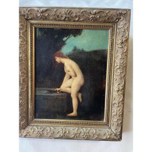 Naked Woman At The Fountain 