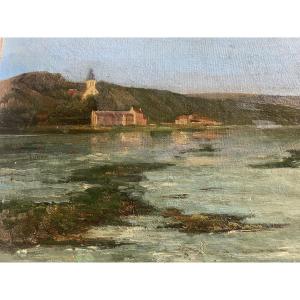 Pichon Riverside Village 