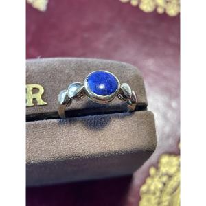 Gold Ring And Lapis Lazuli Cabochon