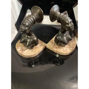 African Women's Bookends 
