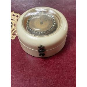 18th Century Gold And Pearl Gusset By Leroy