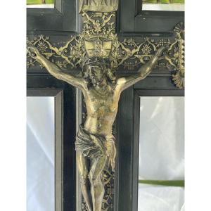Cross Sculpture Of Jesus