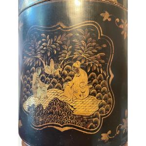 Chinese Lacquered Tea Caddy