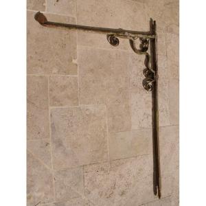 Swivel Fireplace Gallows 17th Massive Forged From Château