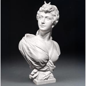 Diana The Huntress In Carrara Marble, Signed Pietro Olivieri