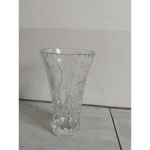 Cut Crystal Vase With Flower Decor