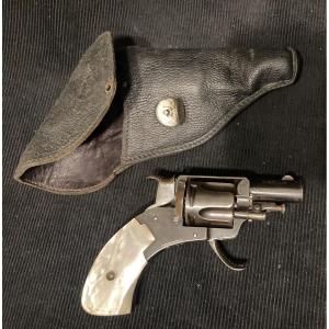 Luxury Revolver In Caliber 320 From P.huet - In Lille. Category “d” Collector’s Item..