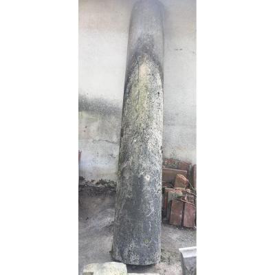 Half Column Of Applique In Stone XVIII