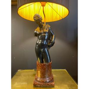 Lamp Depicting An Ephebe